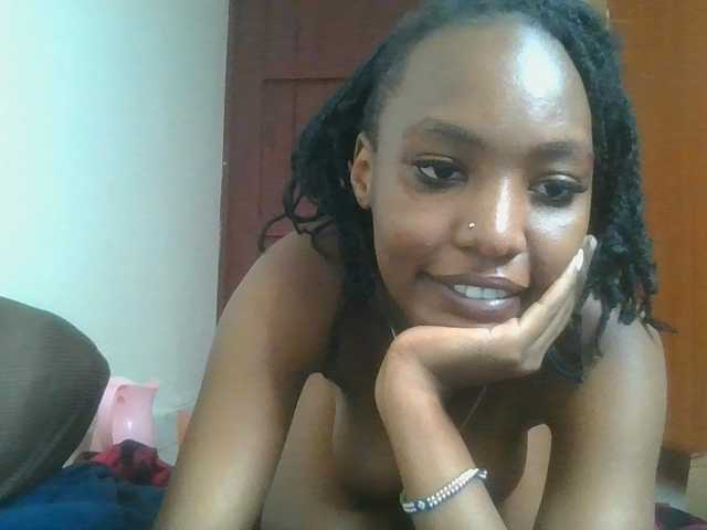 Scarleta live cam on BongaCams