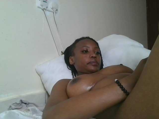 Scarleta live cam on BongaCams