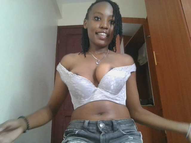 Scarleta live cam on BongaCams