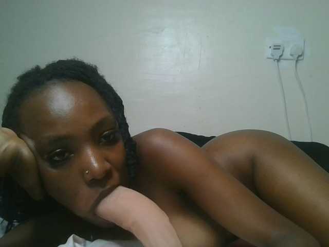 Scarleta live cam on BongaCams