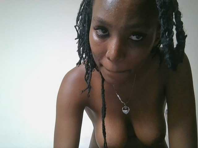 Scarleta live cam on BongaCams