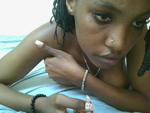 Scarleta live cam on BongaCams