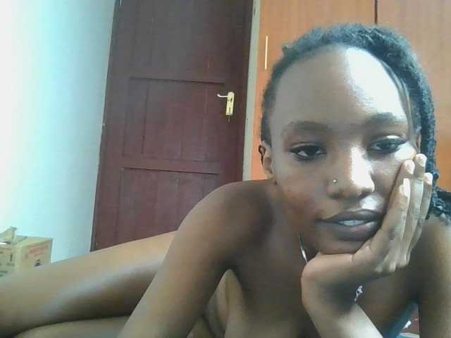 Scarleta live webcam show