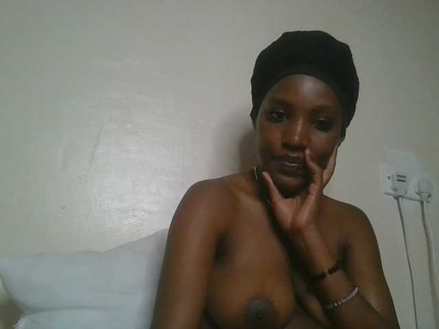 Scarleta live cam on BongaCams