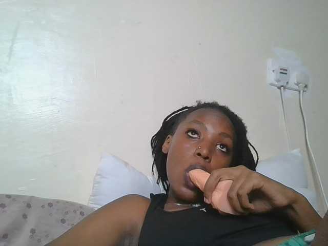 Scarleta live cam on BongaCams