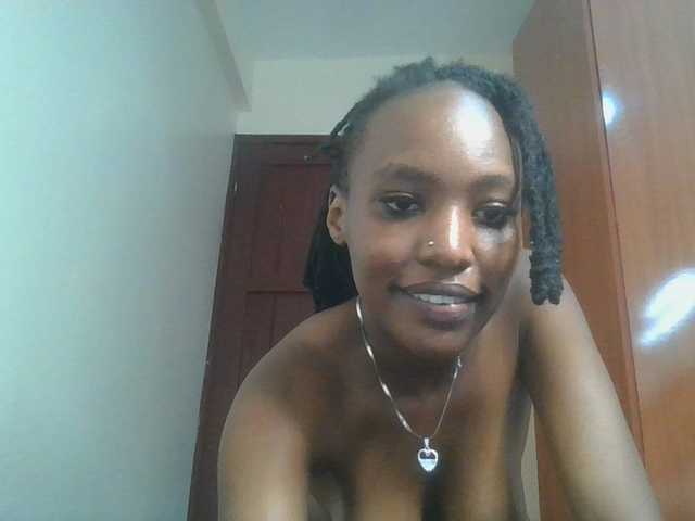 Scarleta live cam on BongaCams