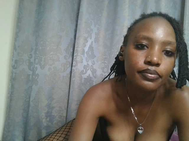 Scarleta live cam on BongaCams