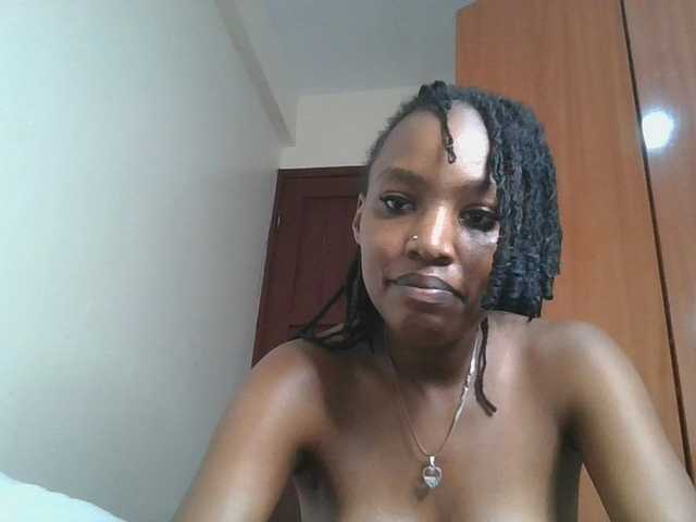 Scarleta live webcam show