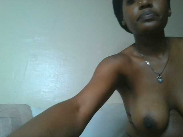 Scarleta live cam on BongaCams