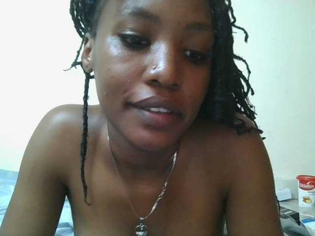 Scarleta live cam on BongaCams