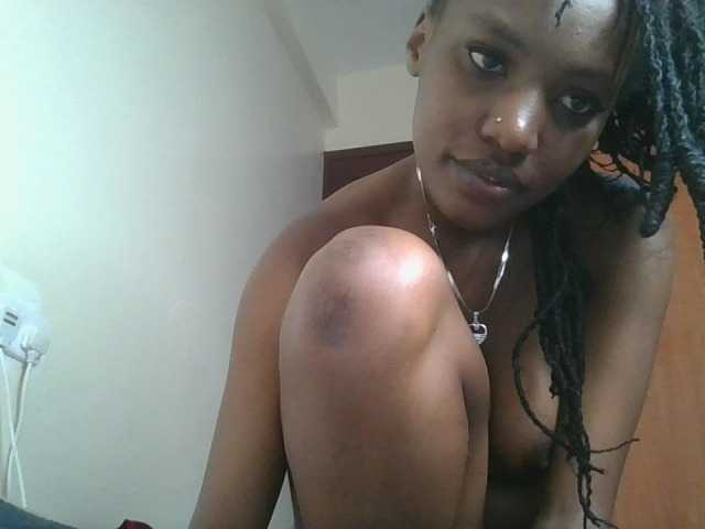 Scarleta live cam on BongaCams