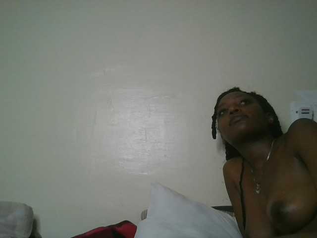 Scarleta live cam on BongaCams