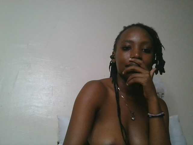 Scarleta live webcam show