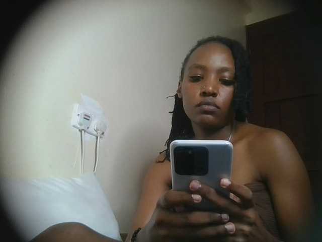 Scarleta live cam on BongaCams