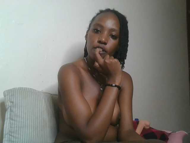 Scarleta live webcam show