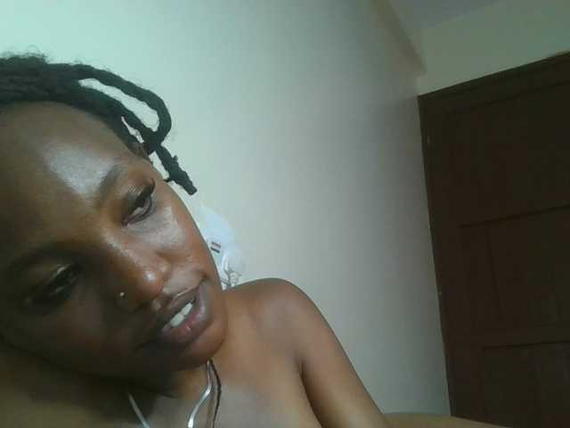 Scarleta live cam on BongaCams