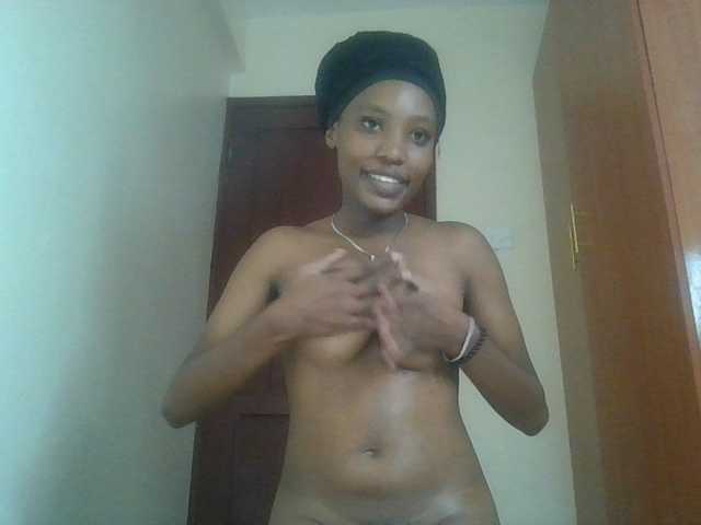 Scarleta live webcam show