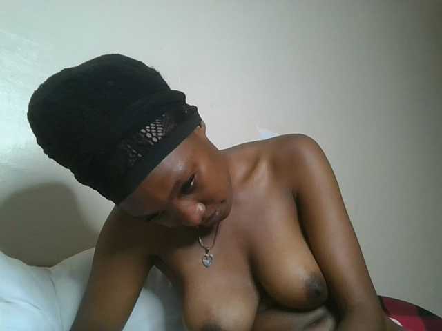 Scarleta live cam on BongaCams