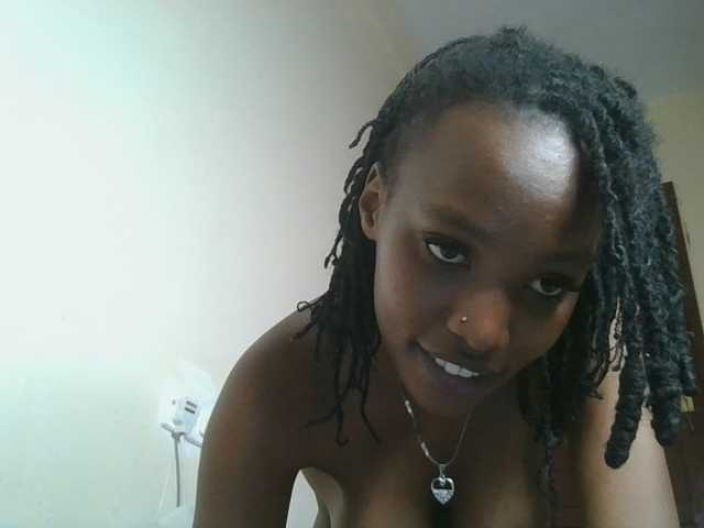 Scarleta live cam on BongaCams
