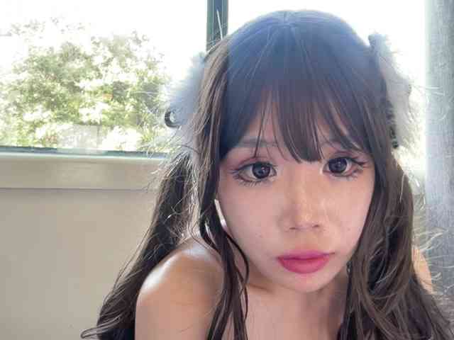 wokiki Sex Cam Show