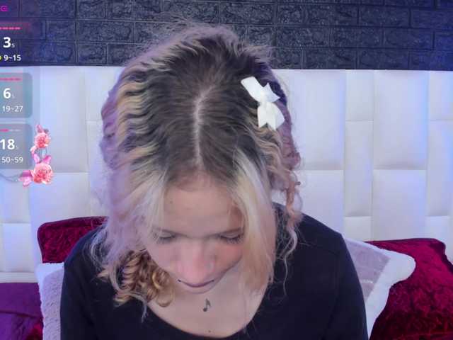 Erika-Thompson live cam on BongaCams