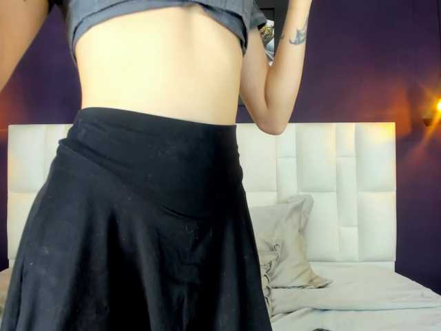 Erika-Thompson live webcam show