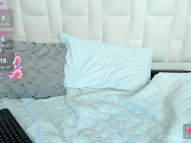 Erika-Thompson live cam on BongaCams