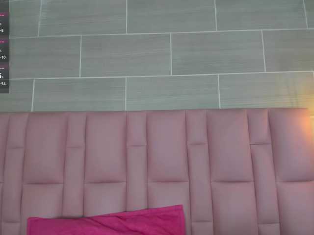 Erika-Thompson live cam on BongaCams
