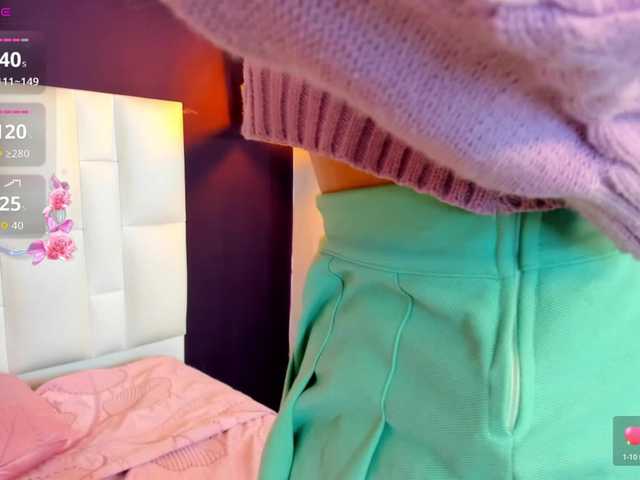 Erika-Thompson live cam on BongaCams