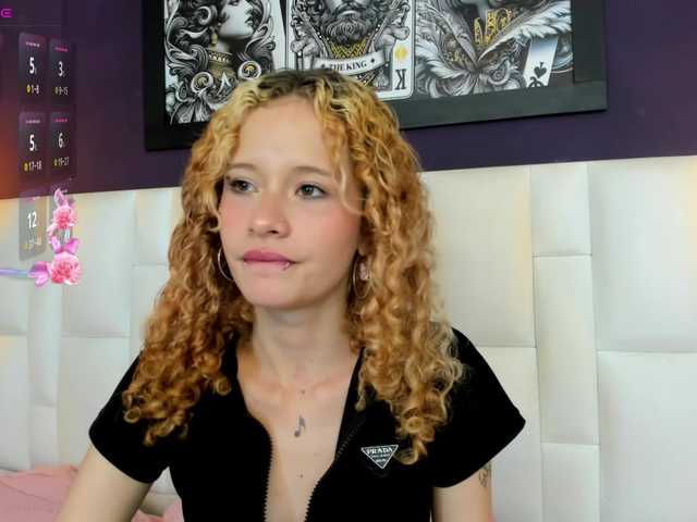 Erika-Thompson live cam on BongaCams