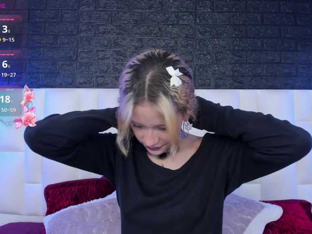 Erika-Thompson live cam on BongaCams