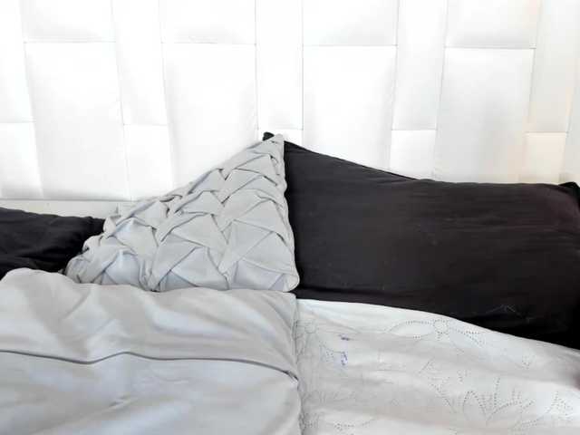 Erika-Thompson live webcam show