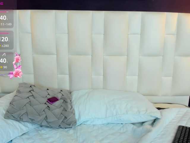 Erika-Thompson live cam on BongaCams