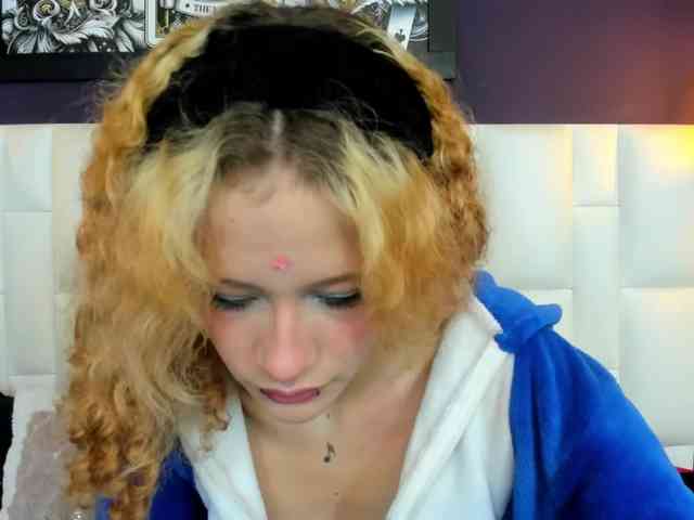 Erika-Thompson webcam