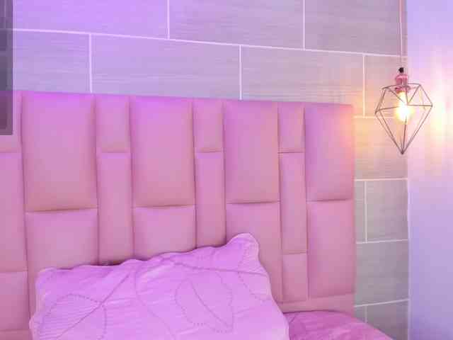 Erika-Thompson webcam