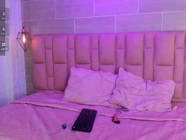 Erika-Thompson webcam