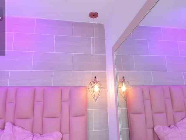 Erika-Thompson webcam