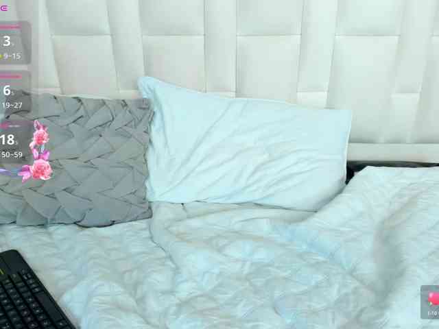 Erika-Thompson webcam