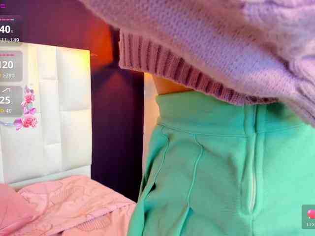Erika-Thompson webcam