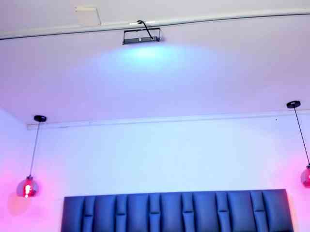 Erika-Thompson webcam