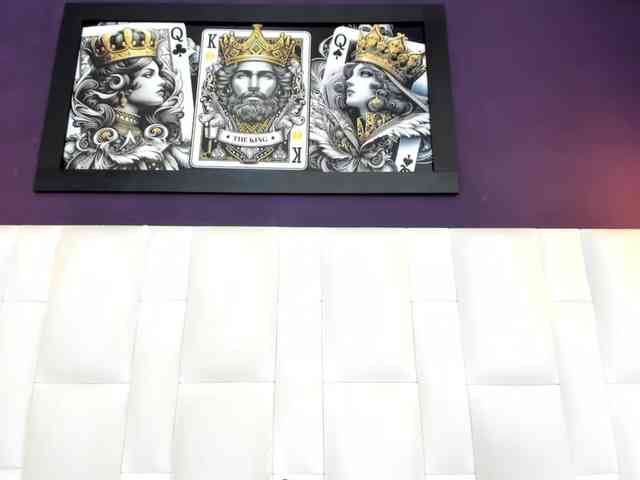 Erika-Thompson webcam