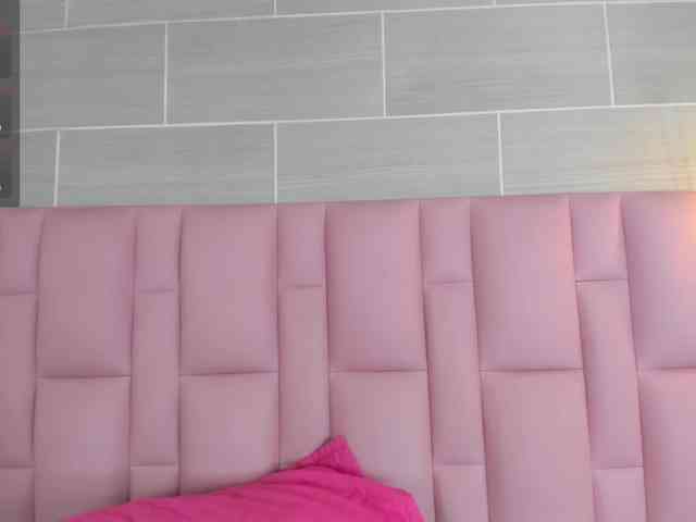 Erika-Thompson webcam