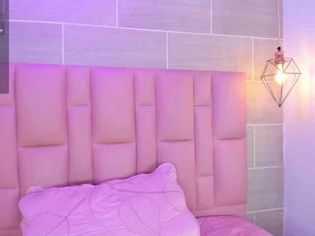 Erika-Thompson webcam