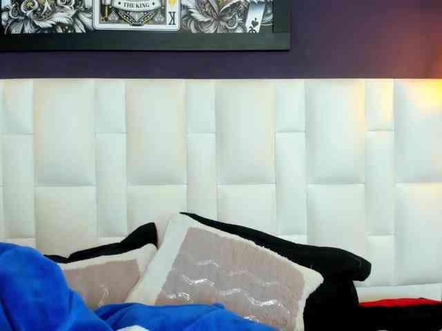 Erika-Thompson webcam