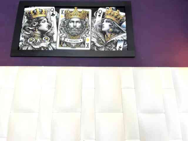 Erika-Thompson webcam