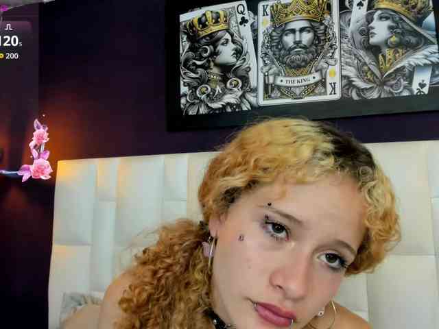 Erika-Thompson webcam