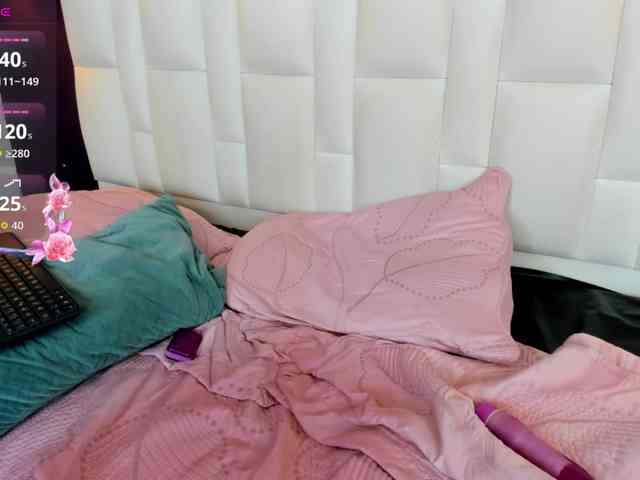 Erika-Thompson webcam