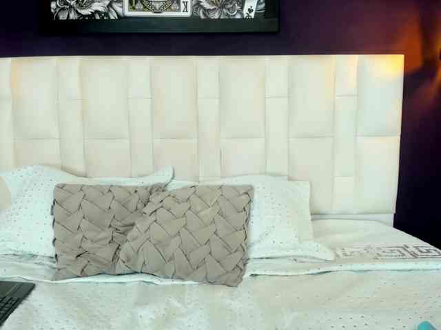 Erika-Thompson webcam