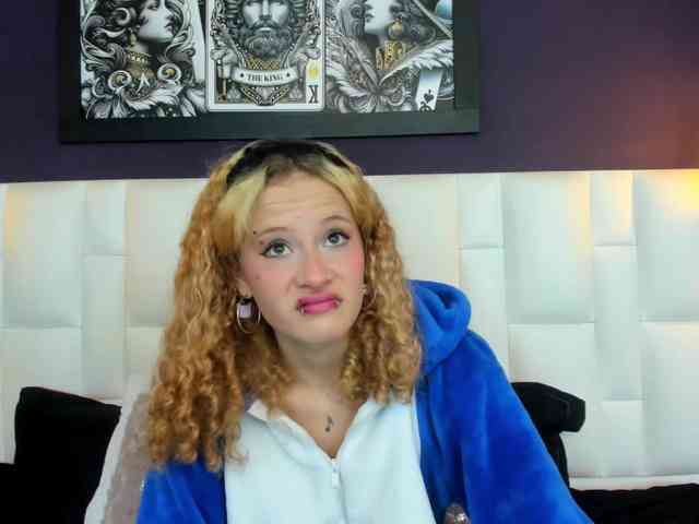 Erika-Thompson webcam
