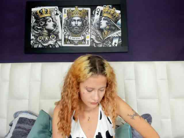 Erika-Thompson webcam